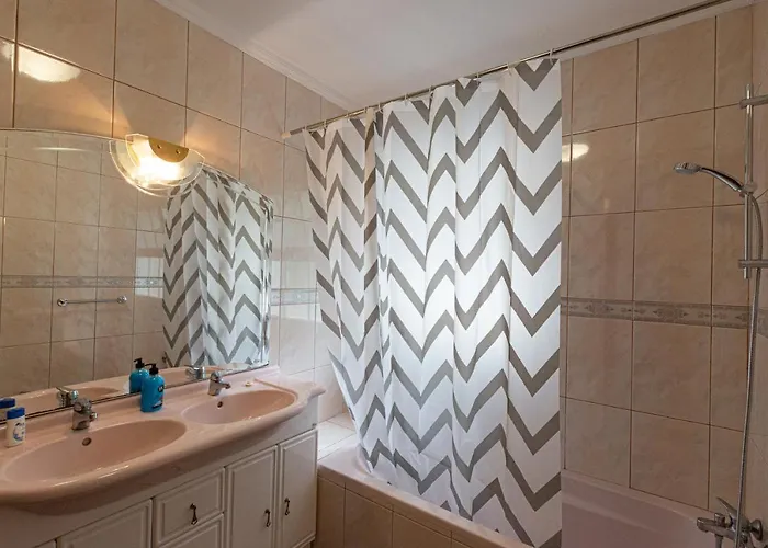 Feriehus Casa Do Pescador Sbmp-2 Faial da Terra